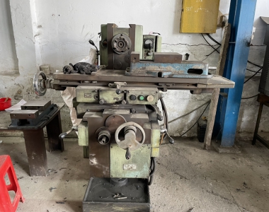 Máy phay mặt - Milling Machine HOWA 2H