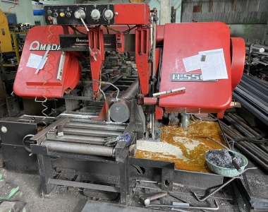 Máy cắt kim loại - Horizontal Bandsaw AMADA H-550A